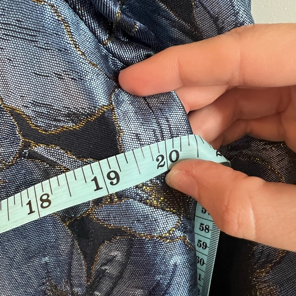 Tuckernuck Blue Blossom Jacquard Samantha Dress - Picture 14 of 14